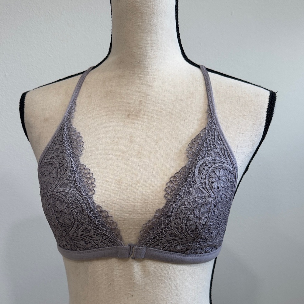 Victoria's Secret Lace Bralette in lilac
